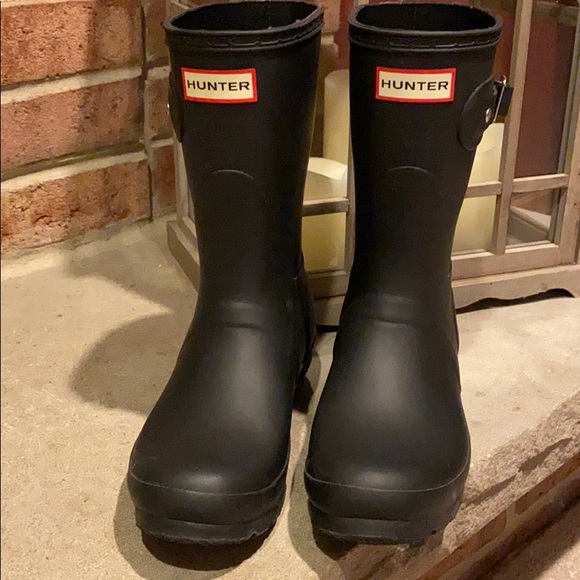 hunter boots size 7.5